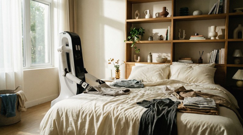 MiPA home bedroom folding clothes